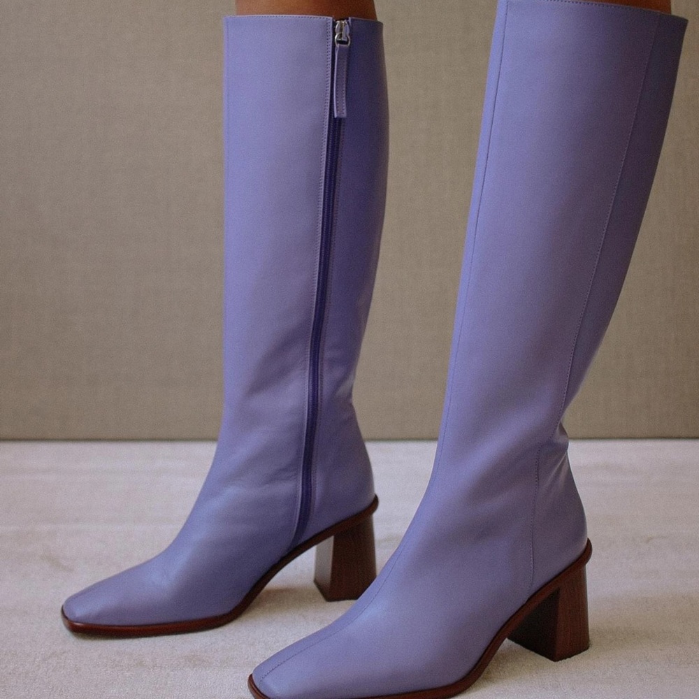 ISO: ALOHAS East Jasmine Boots